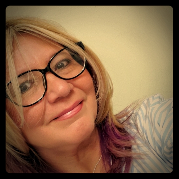 Meet your Posher, Irma - Picture 1 of 1